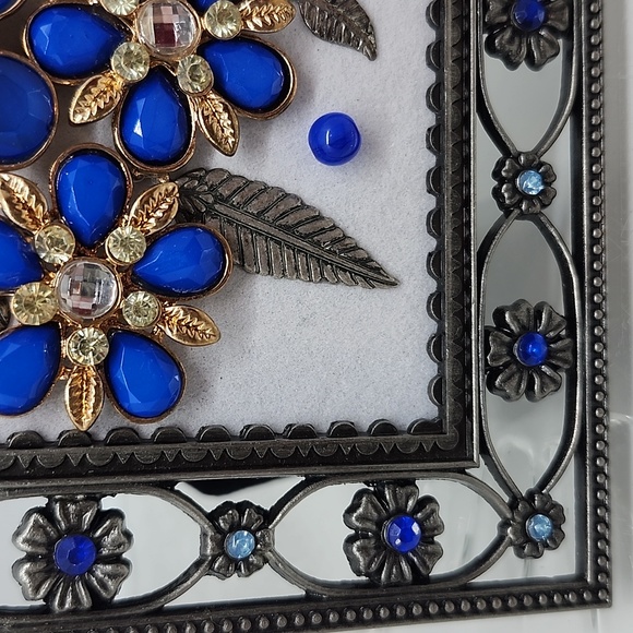 Elegant Blue and Silver Floral Picture Frame Floral Jewerly Art Picture - Picture 5 of 7
